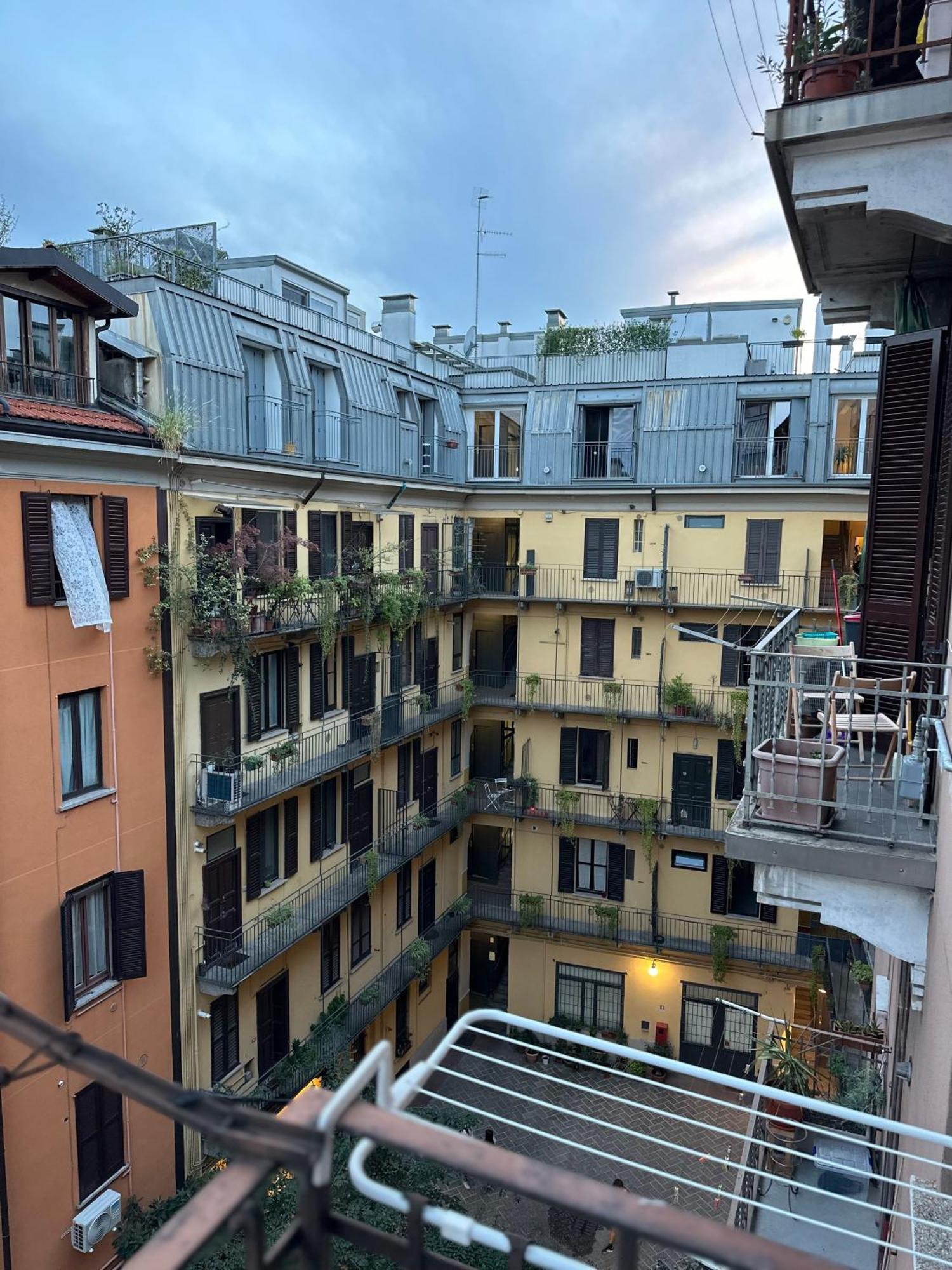 Xenia Apartments - Bright And Elegant Apartment 米兰 外观 照片